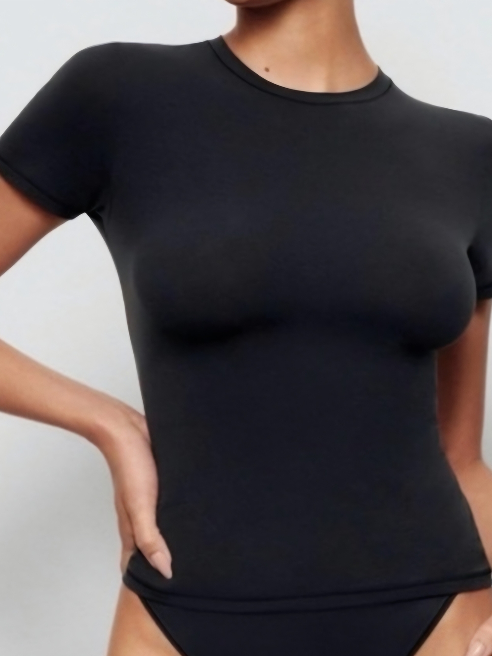 SKIMS NWOT Black Short-Sleeve Crewneck Women's Top